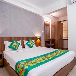 treebo-trend-petals-suites.kerala-hotels.net/