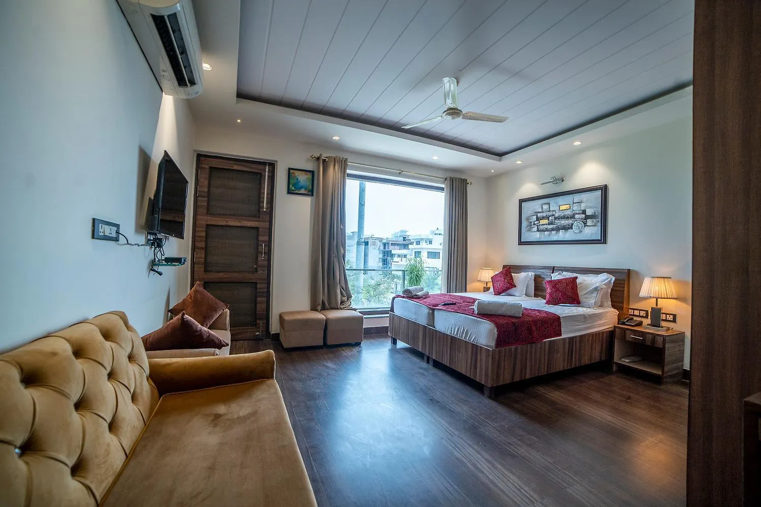 Hotel Gracia Golf Γκουργκάον
