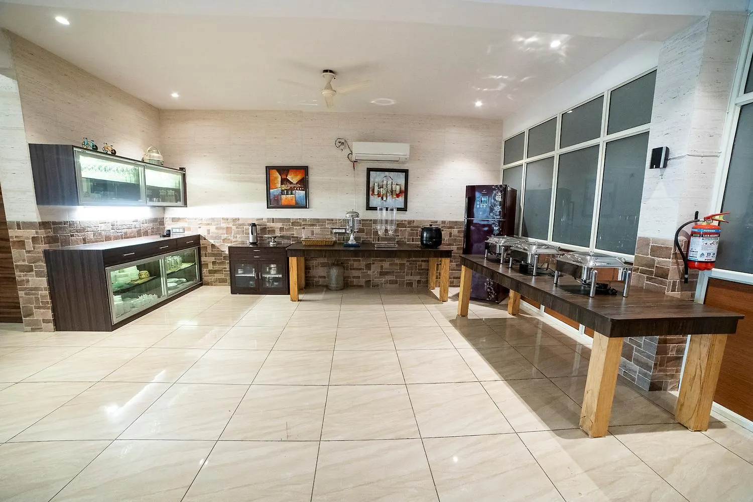 Hotel Gracia Golf Γκουργκάον 3*,  Ινδία